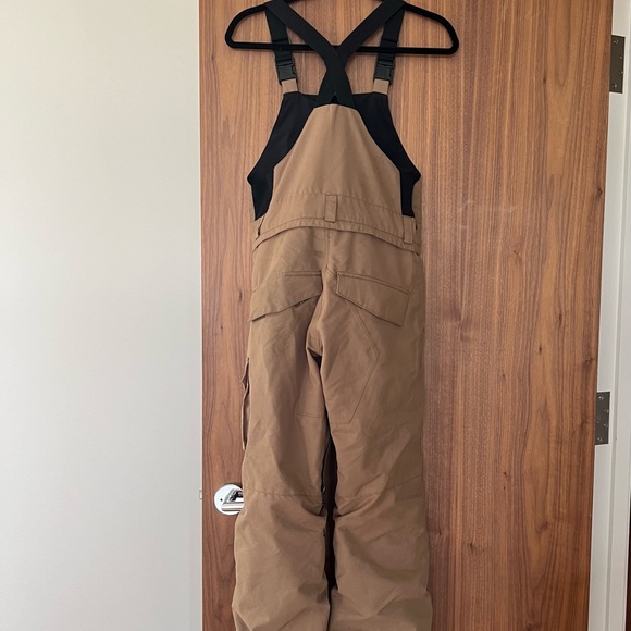 Volcom Barkley Insulated Bib Overalls kids M/10 youth. Excellent condition. - Picture 3 of 4